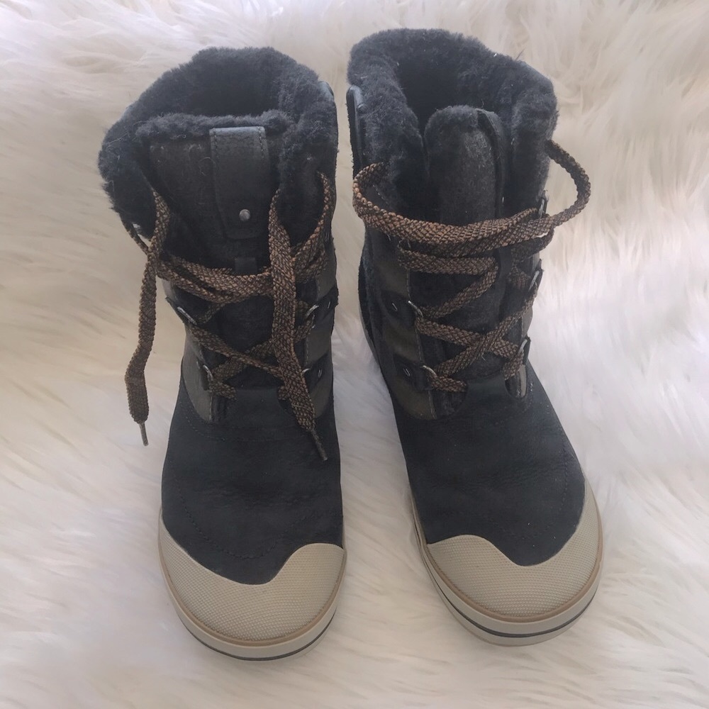 KEEN Warm Winter Boots 6.5